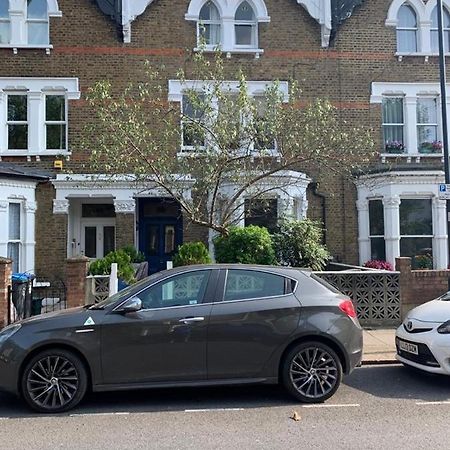 Victoria Dwellings Bed & Breakfast London Exterior photo