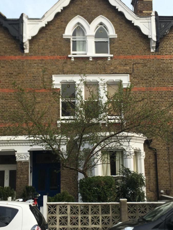 Victoria Dwellings Bed & Breakfast London Exterior photo