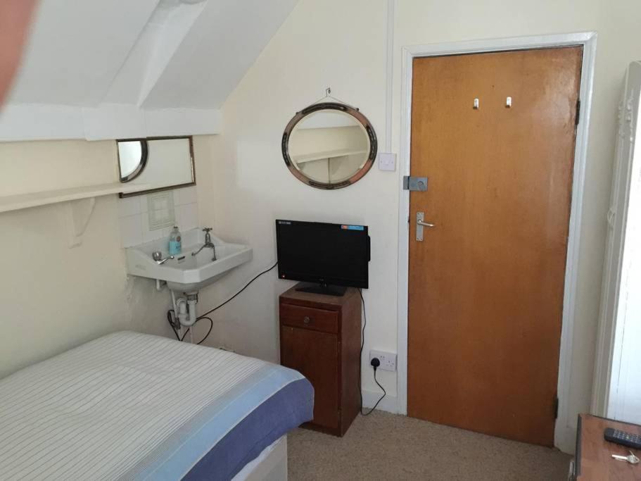 Victoria Dwellings Bed & Breakfast London Exterior photo